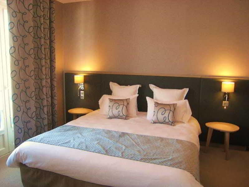 Hotel Le Goyen Audierne Esterno foto